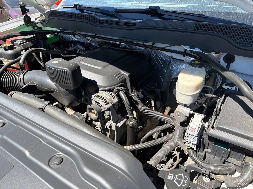 Used 2015 Chevrolet Silverado 2500 LT AWD/4WD image 24