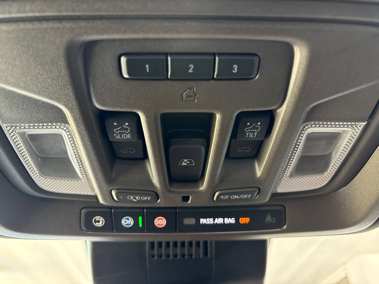 Used 2022 GMC Sierra 1500 Denali AWD/4WD image 23