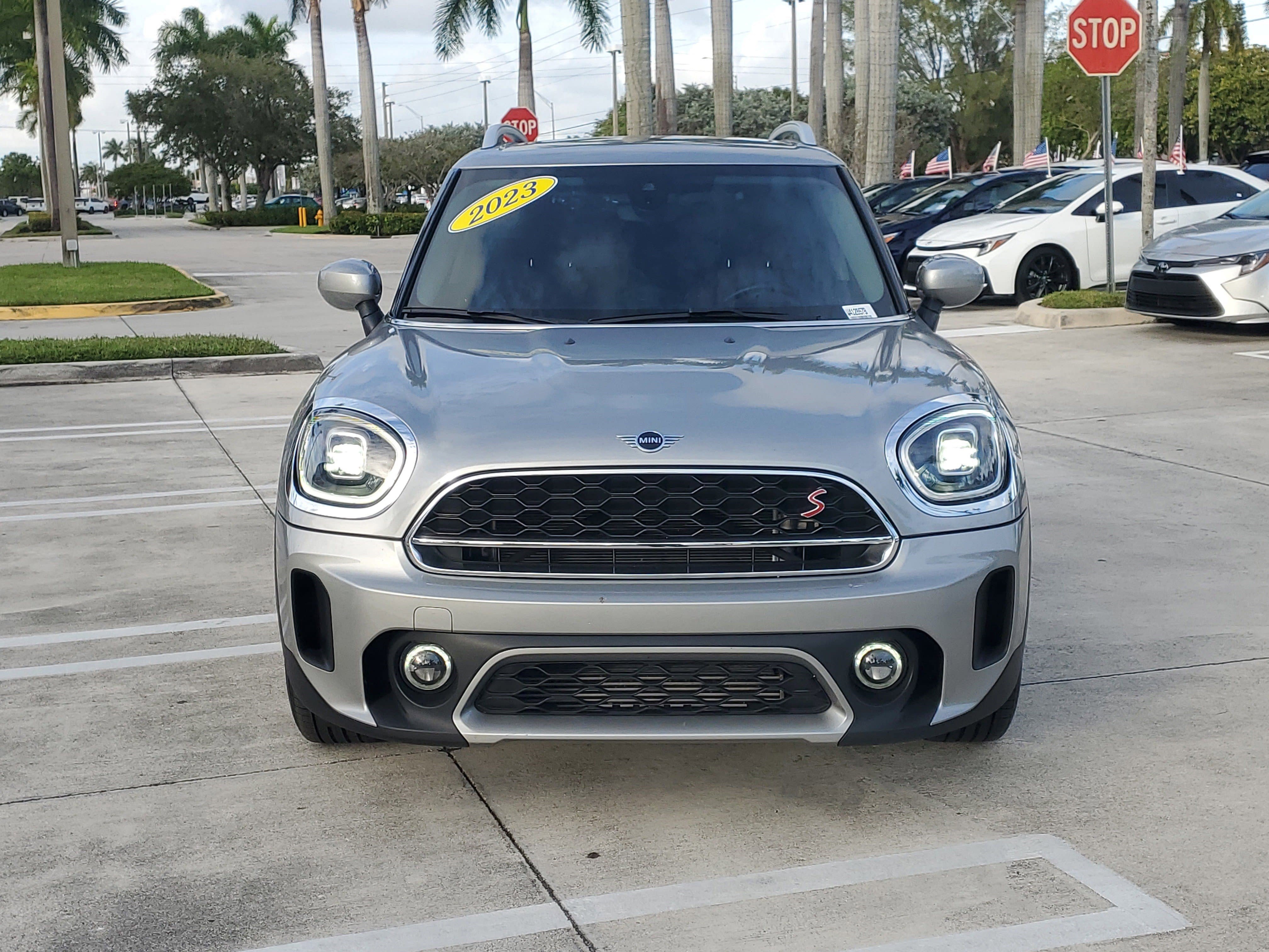 Used 2023 MINI Cooper Countryman S w/ Signature Upholstery Package image 8