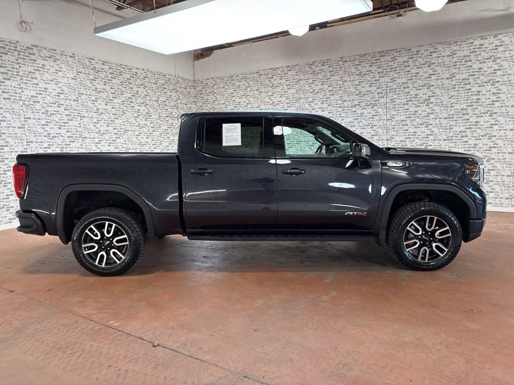 Used 2022 GMC Sierra 1500 AT4 w/ Technology Package image 8