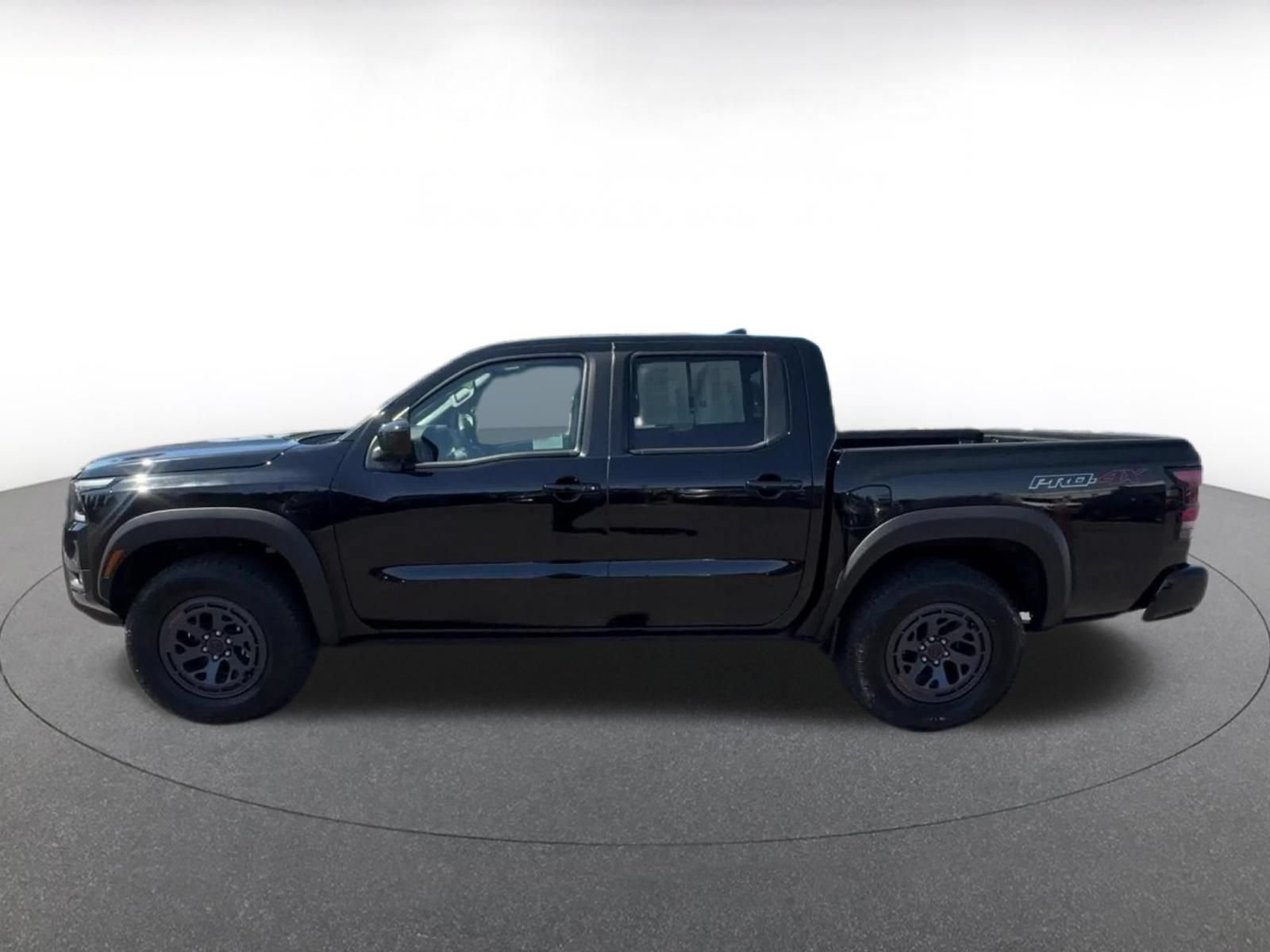 Used 2026 Nissan Frontier PRO-4X AWD/4WD image 9
