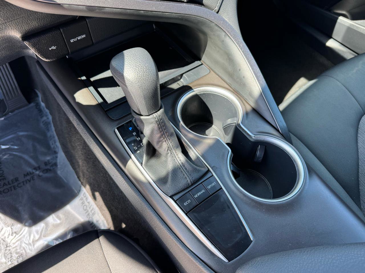 Used 2023 Toyota Camry LE w/ Convenience Package FWD image 23