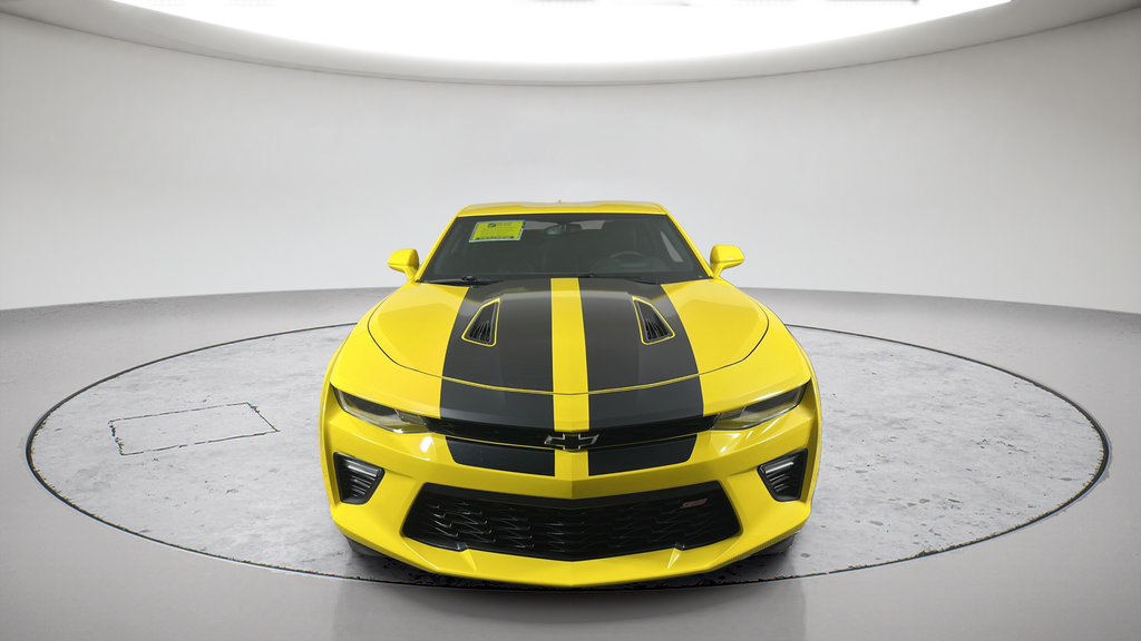Used 2017 Chevrolet Camaro SS RWD image 3