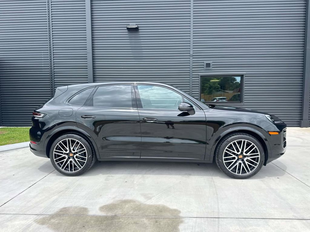 New 2026 Porsche Cayenne AWD/4WD image 10