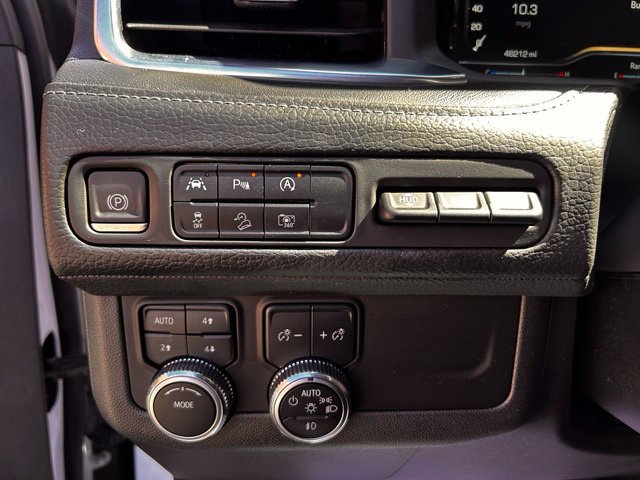 Used 2023 GMC Yukon XL Denali AWD/4WD image 21