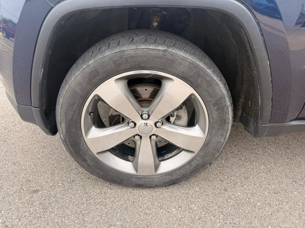 Used 2014 Jeep Grand Cherokee Limited w/ Trailer Tow Group IV image 9