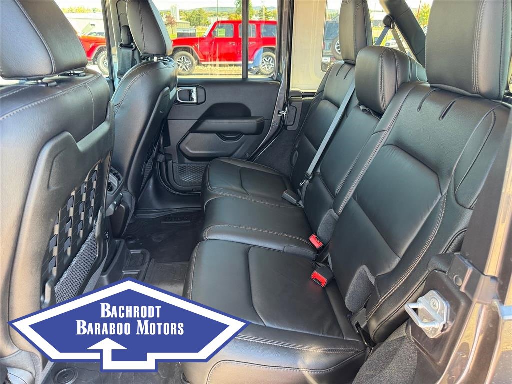 Used 2021 Jeep Wrangler Unlimited Rubicon w/ Trailer Tow Package image 11