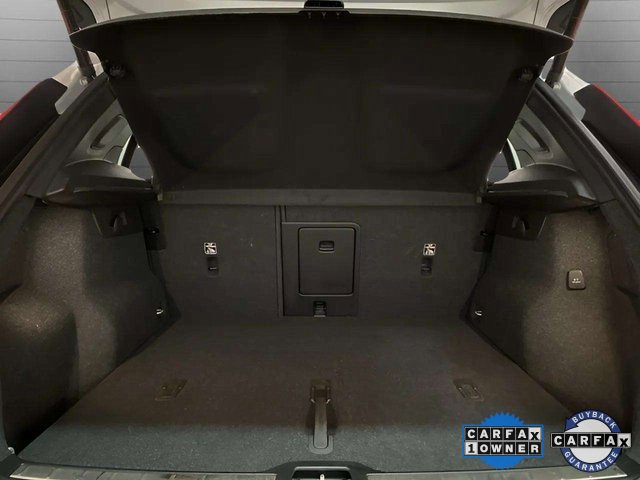 Used 2025 Volvo XC40 B5 Plus image 87