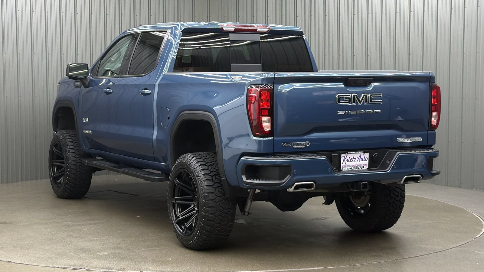 Used 2026 GMC Sierra 1500 Elevation w/ Elevation Premium Package AWD/4WD image 3