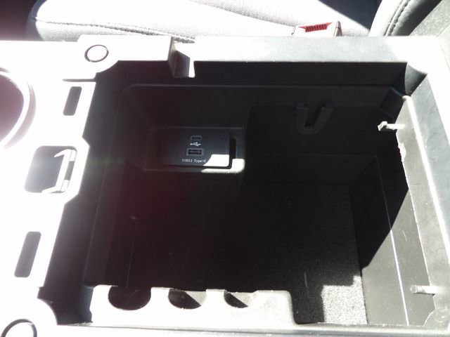 Used 2016 Ford Expedition EL XLT AWD/4WD image 30