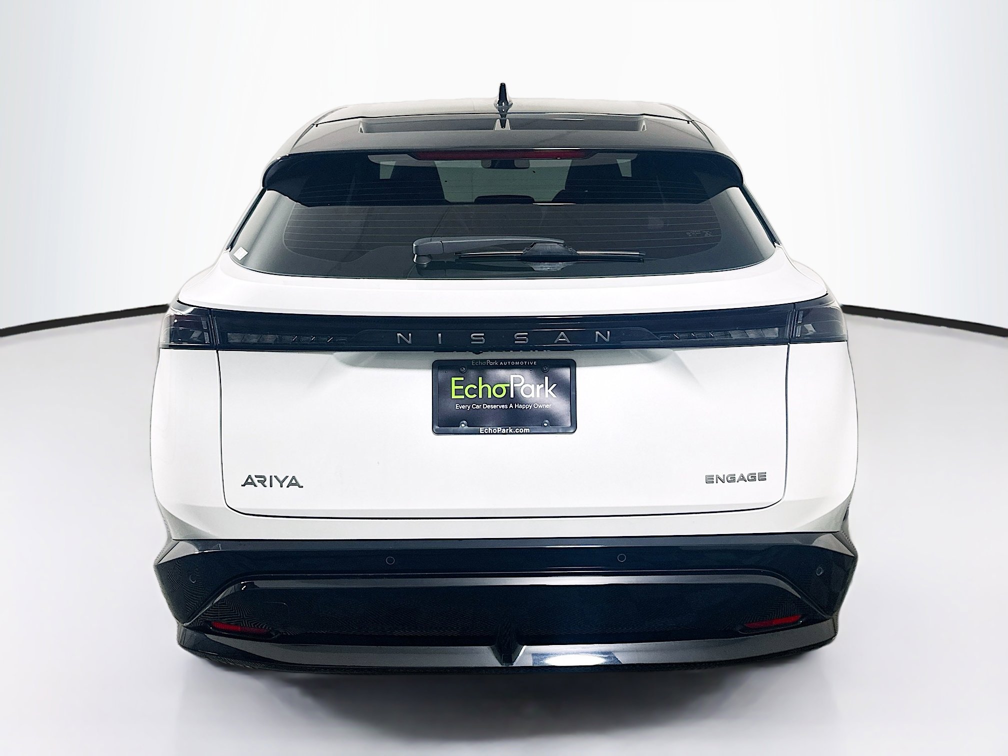 Used 2023 Nissan Ariya FWD image 7
