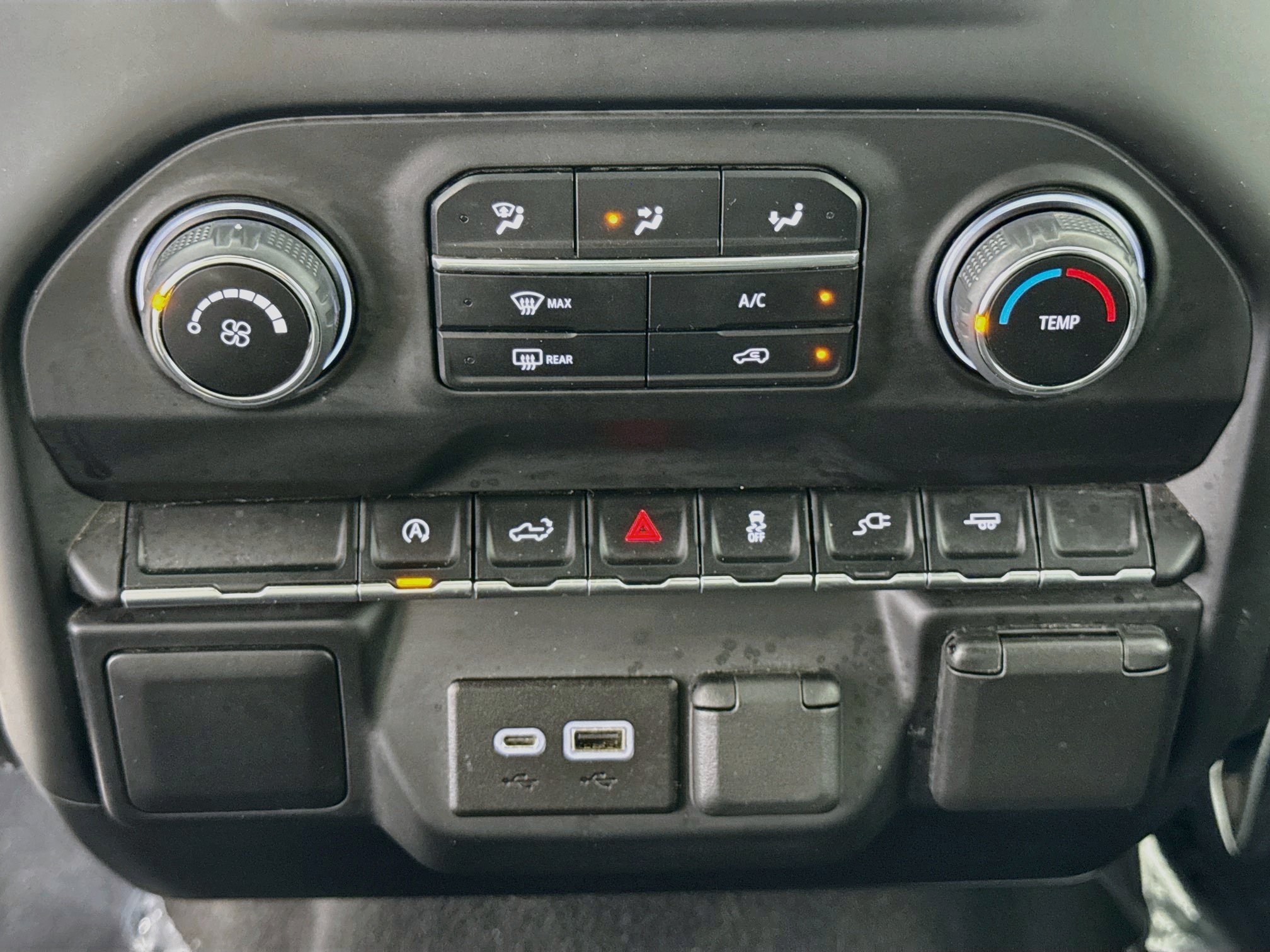 Used 2022 Chevrolet Silverado 1500 Custom RWD image 18