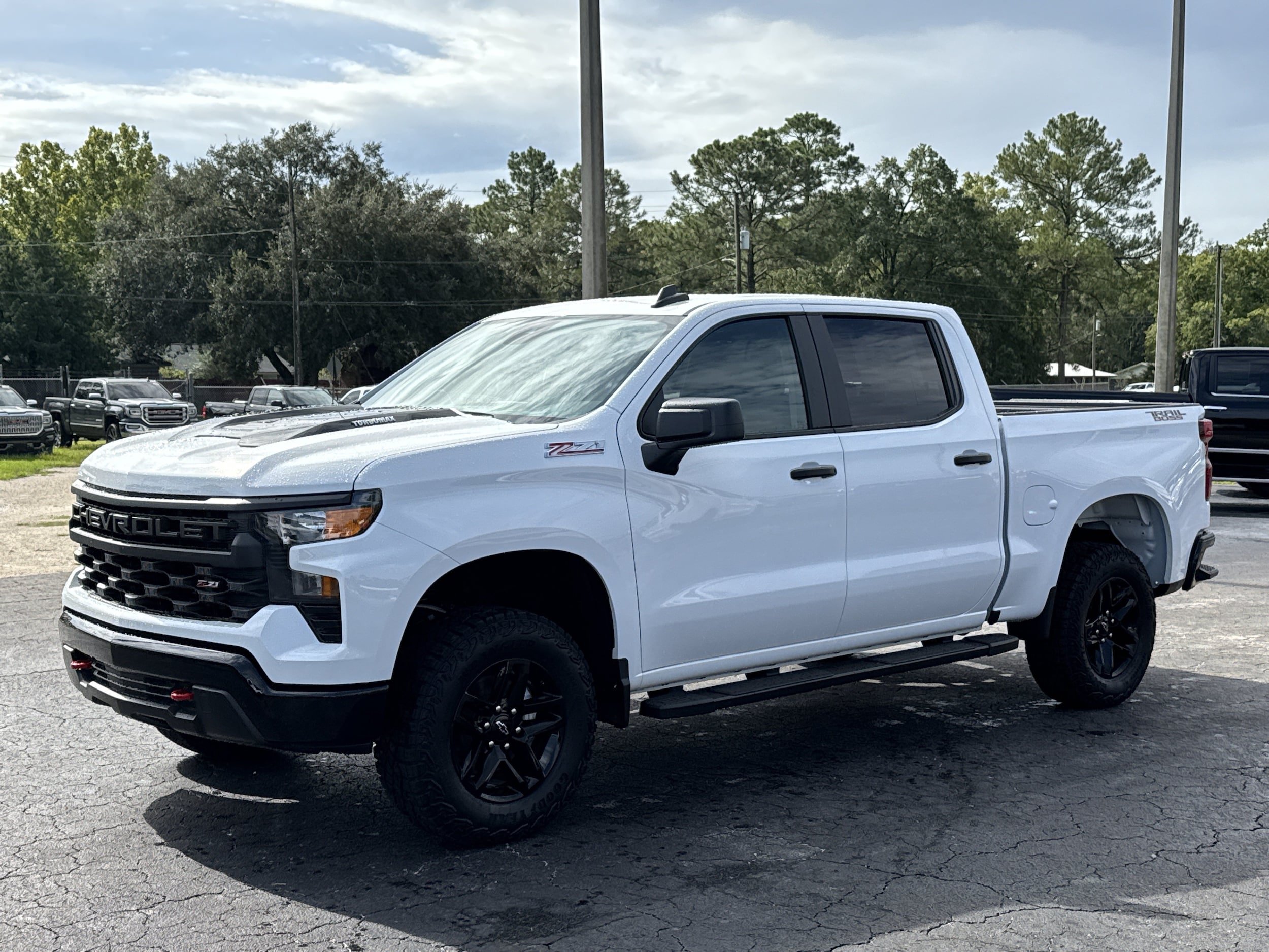 New 2026 Chevrolet Silverado 1500 Custom Trail Boss AWD/4WD image 5