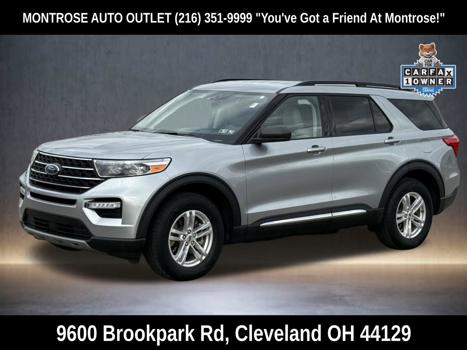 Used 2023 Ford Explorer XLT w/ Equipment Group 202A image 3