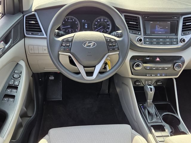 Used 2017 Hyundai Tucson SE w/ SE Popular Package 02 FWD image 11