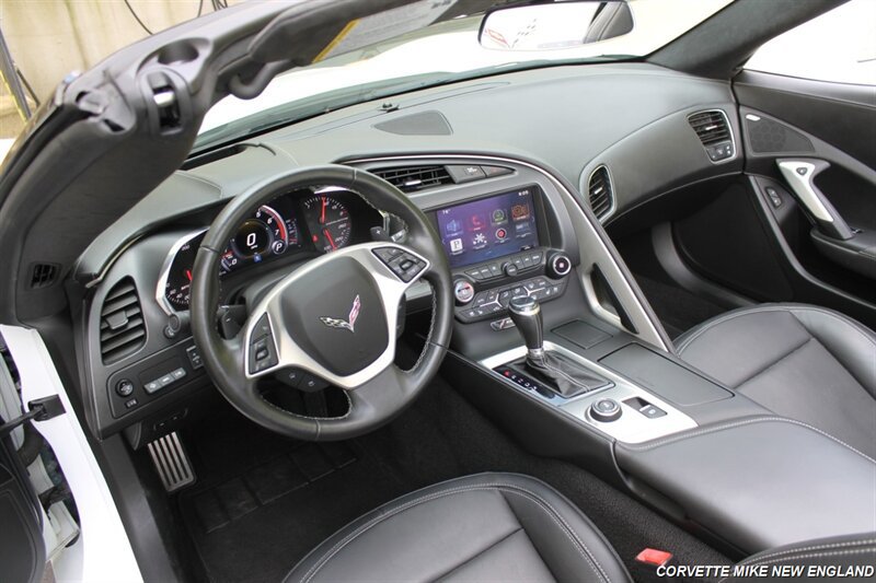 Used 2015 Chevrolet Corvette Stingray Convertible w/ 3LT Preferred Equipment Group RWD image 29