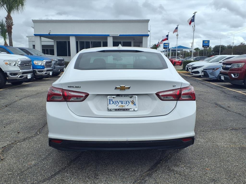 Used 2022 Chevrolet Malibu LT image 21