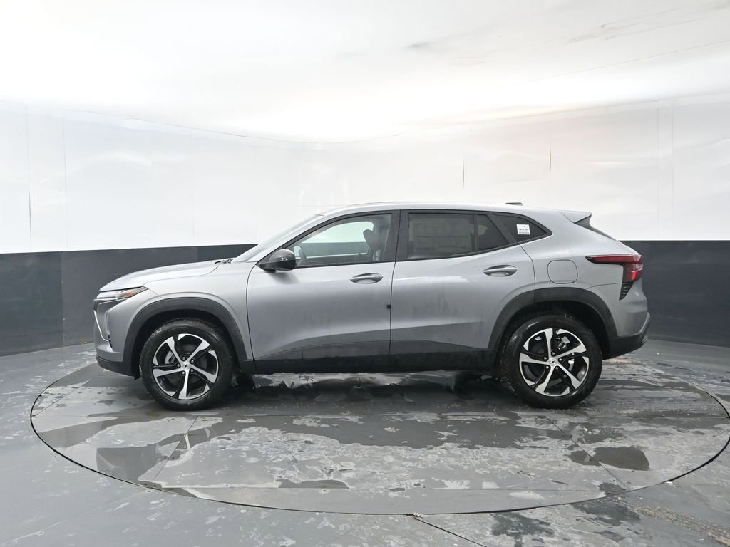 New 2026 Chevrolet Trax RS w/ Sunroof Package image 2