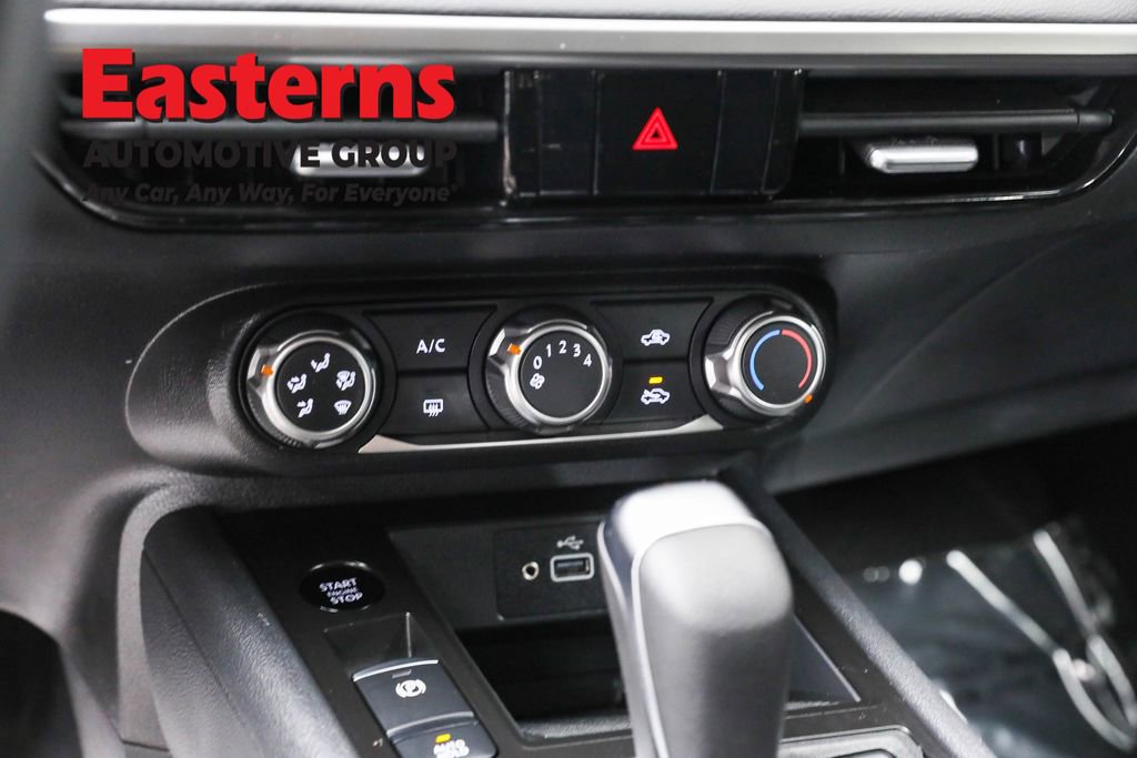 Used 2025 Nissan Kicks S image 20