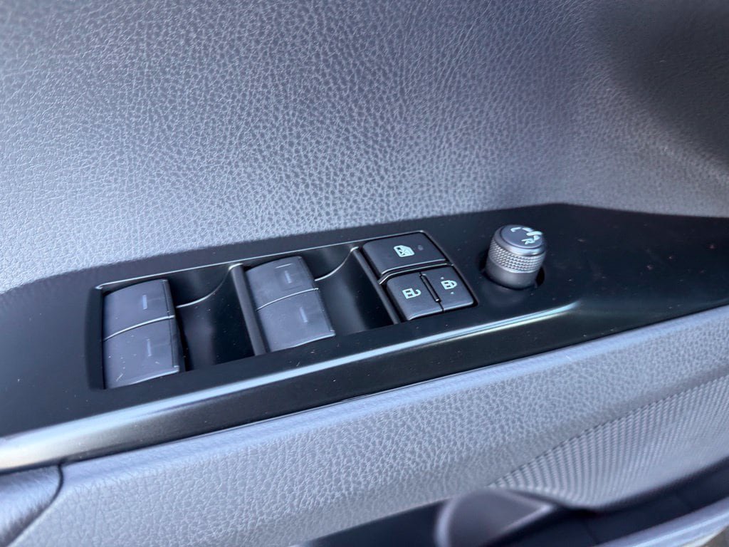 New 2026 Toyota Camry SE AWD/4WD image 16