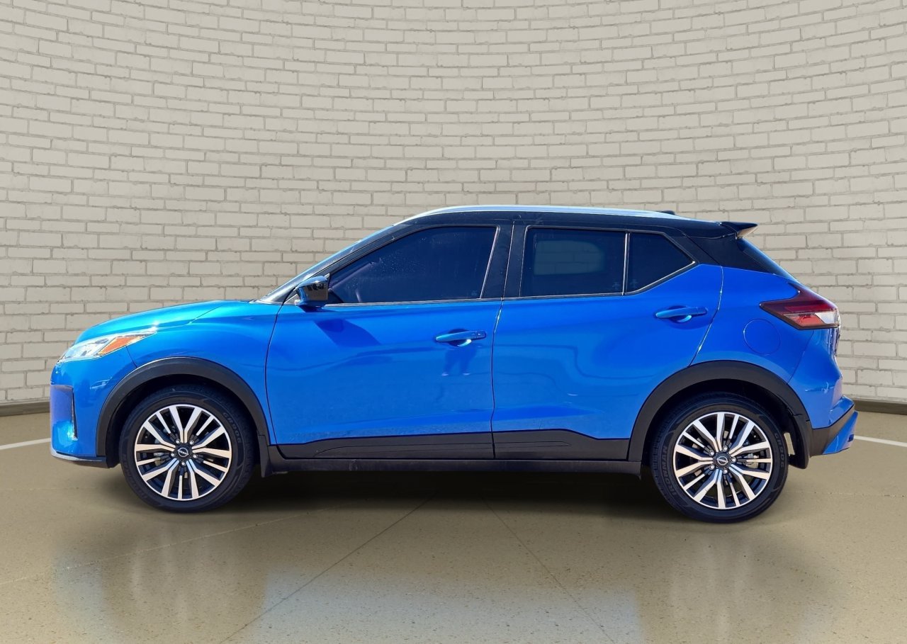 Certified 2022 Nissan Kicks SV FWD image 9