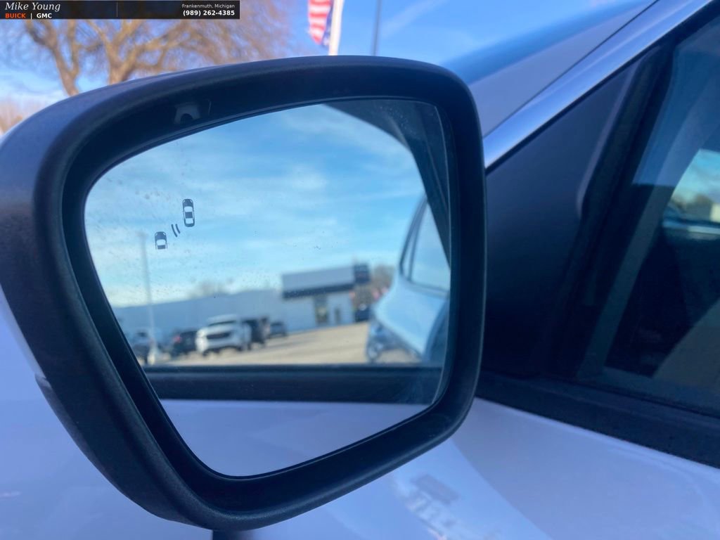 Used 2020 Ford Escape SE image 10