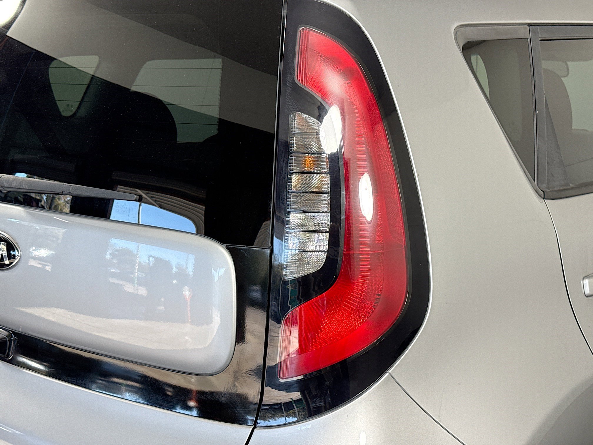 Used 2019 Kia Soul image 33