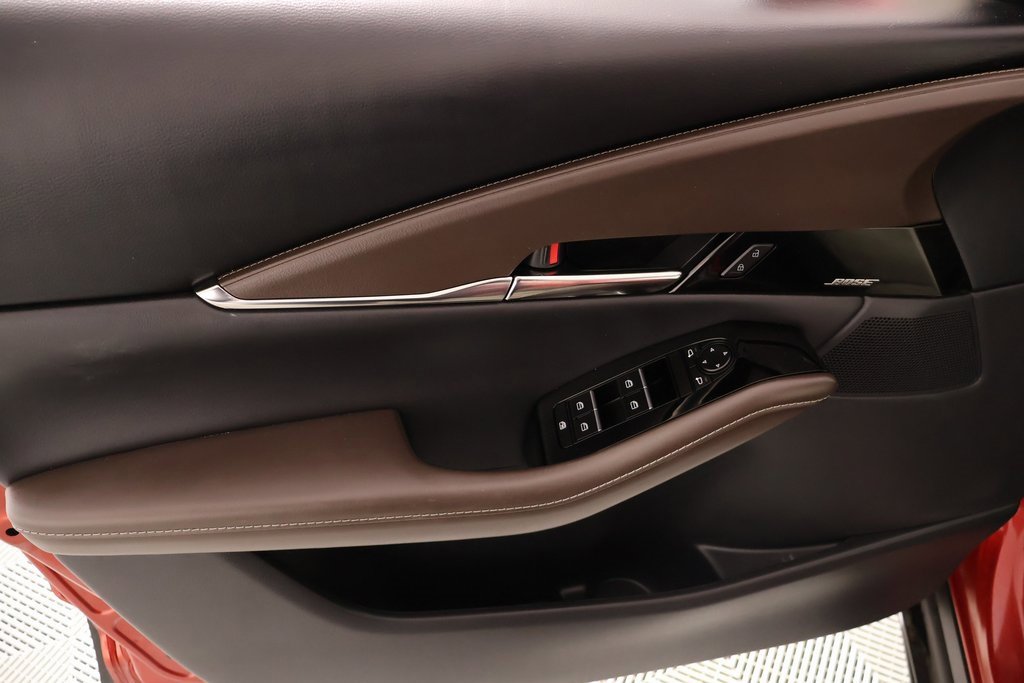 Used 2021 MAZDA CX-30 FWD 2.5 S w/ Premium Package image 17