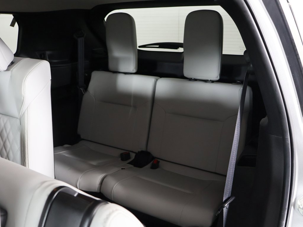 Used 2023 Mitsubishi Outlander SEL image 38