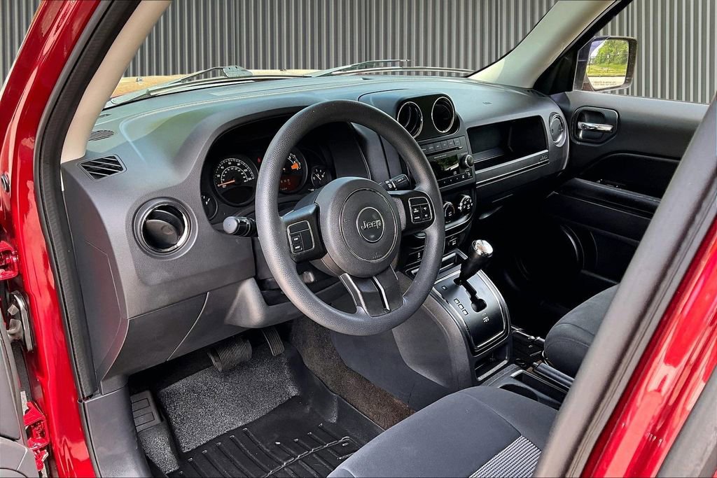 Used 2014 Jeep Patriot Sport w/ Power Value Group image 14