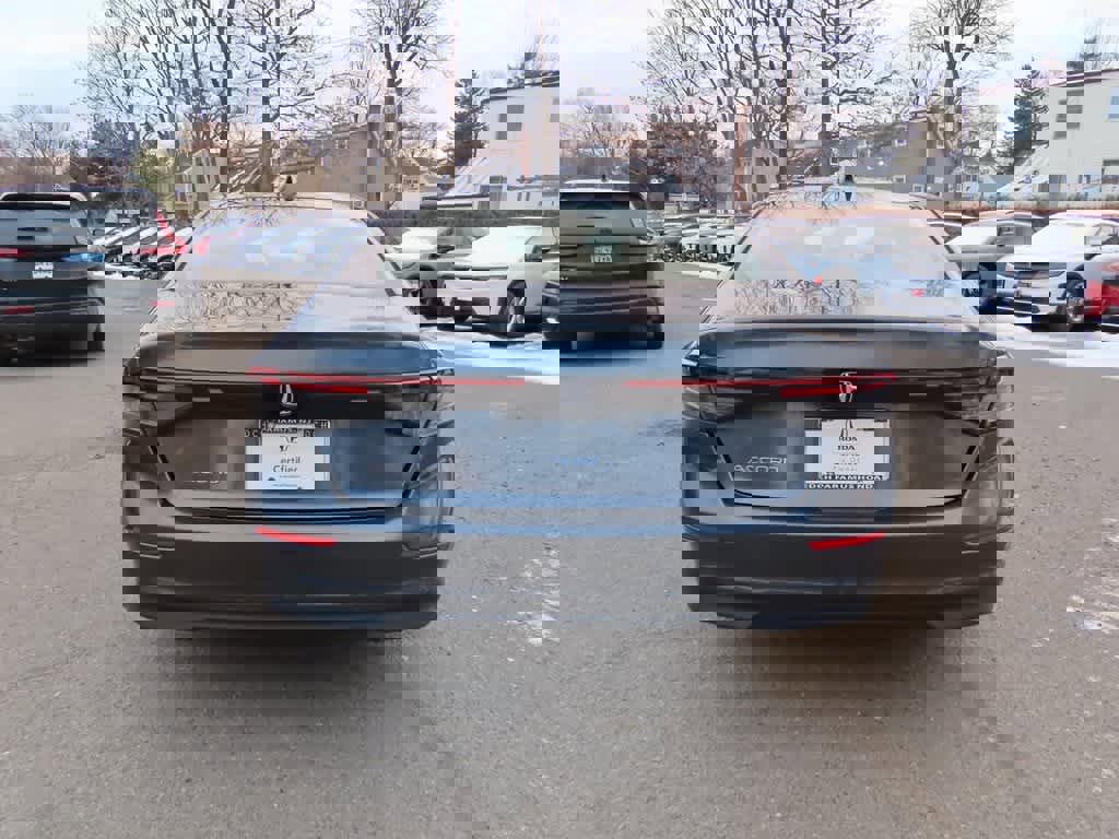 Certified 2023 Honda Accord LX image 5