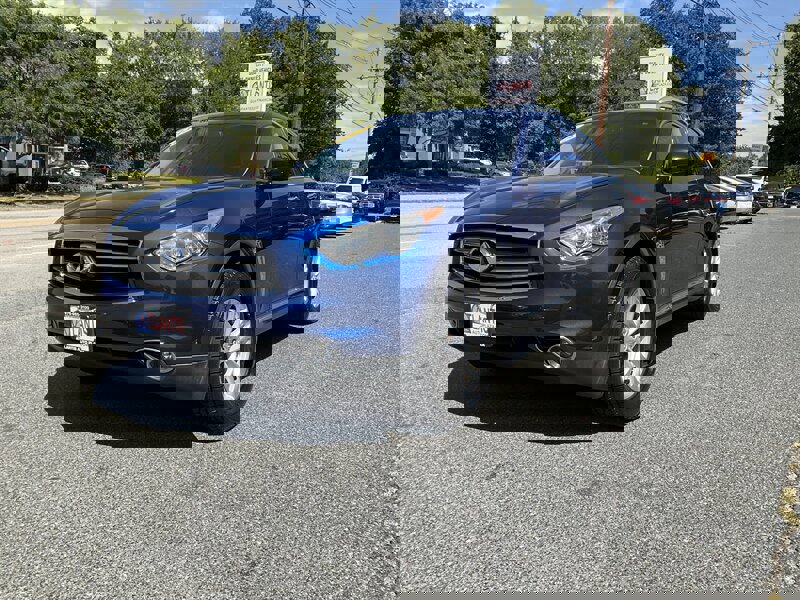 Used 2013 INFINITI FX37 AWD w/ Premium Pkg