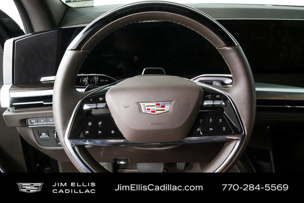 New 2026 Cadillac Escalade Luxury w/ Touring Package AWD/4WD image 9