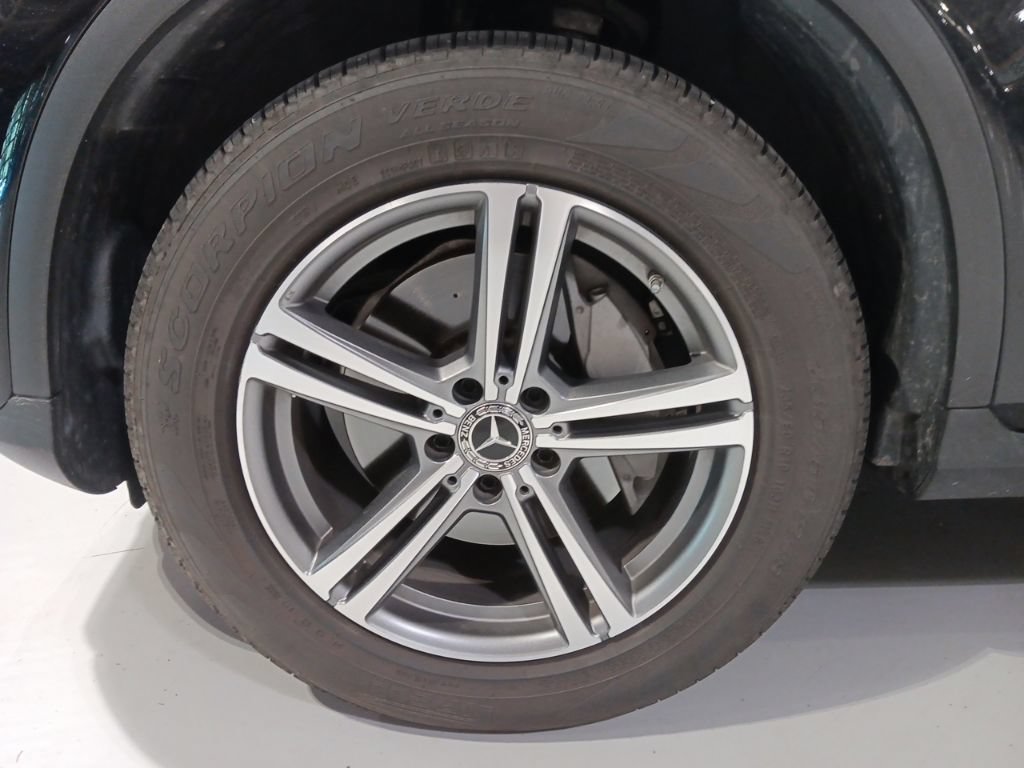 Used 2020 Mercedes-Benz GLC 300 4MATIC image 19