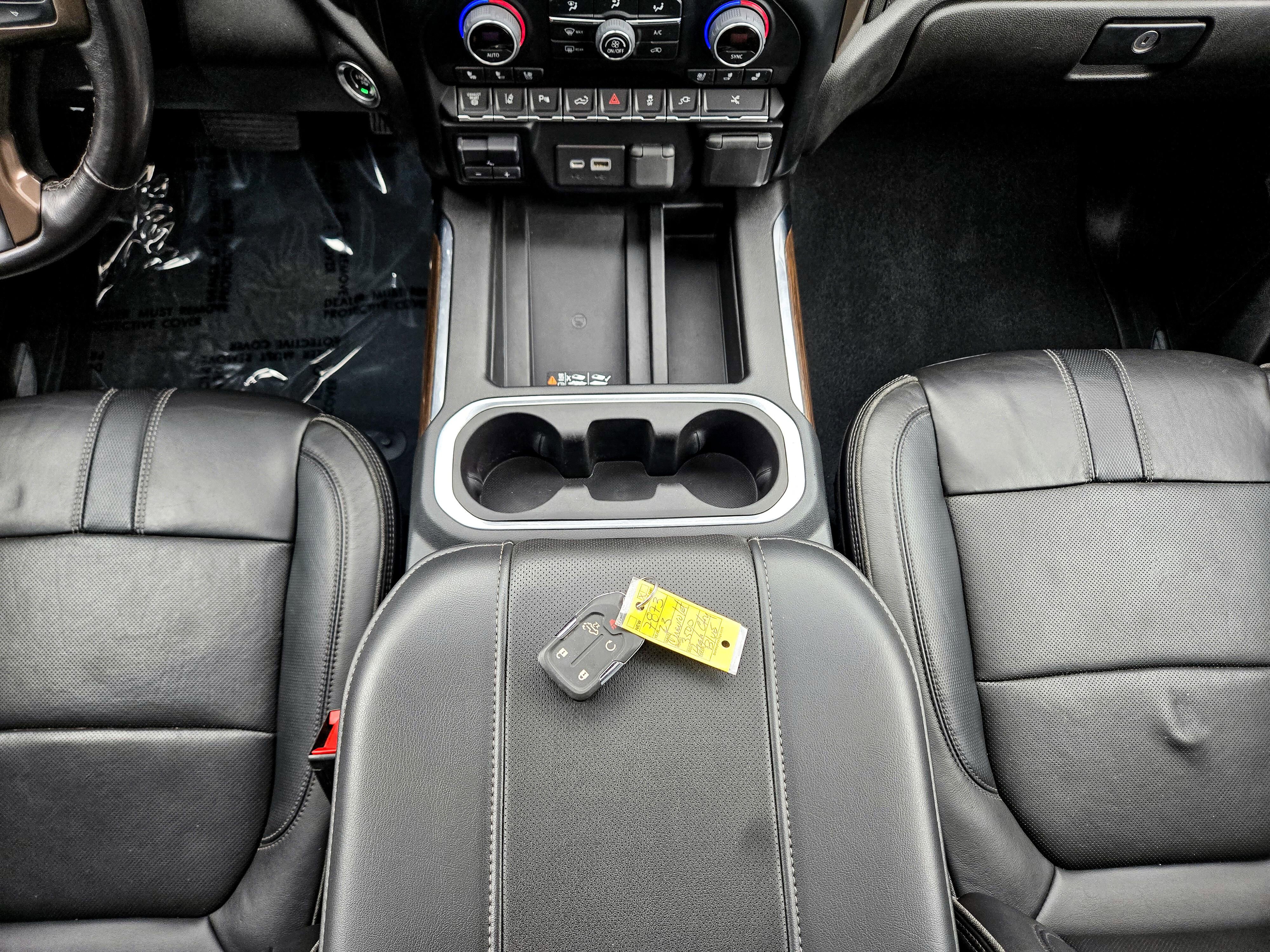 Used 2023 Chevrolet Silverado 3500 High Country w/ LPO, Hitch Package image 37