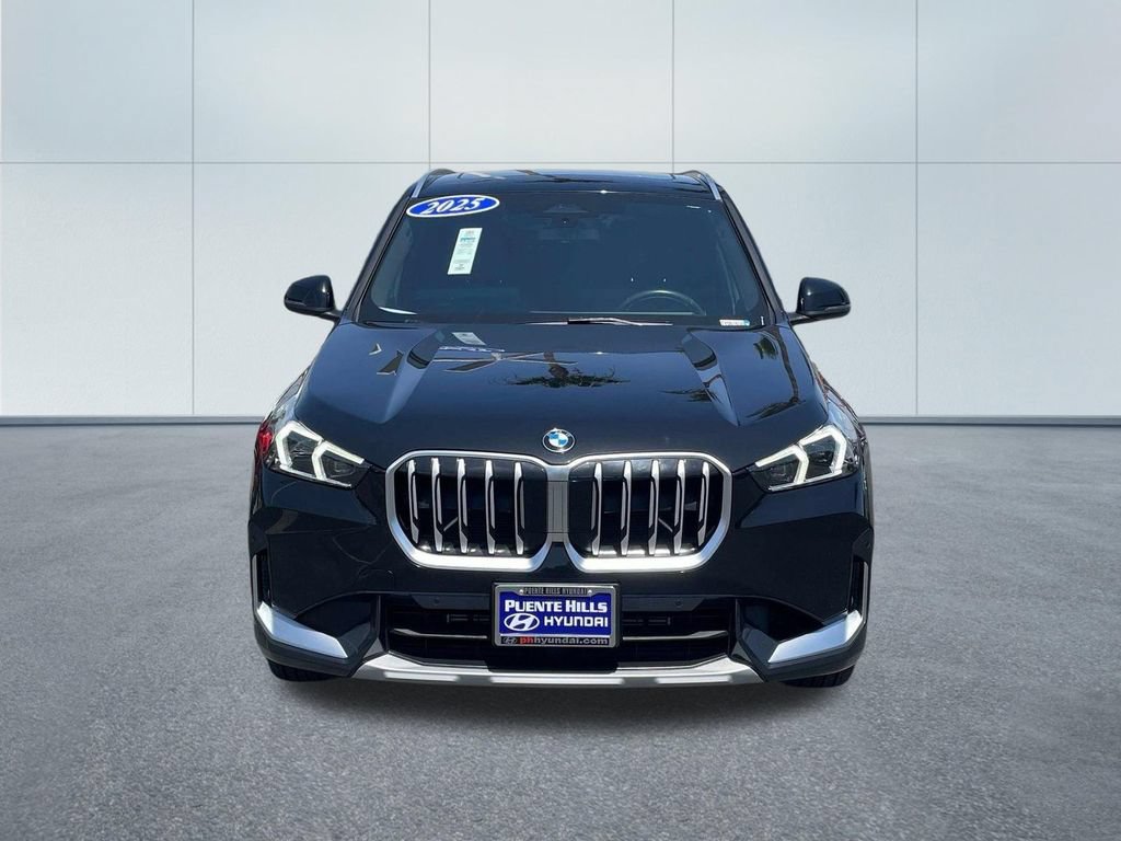 Used 2025 BMW X1 xDrive28i w/ Convenience Package AWD/4WD image 2