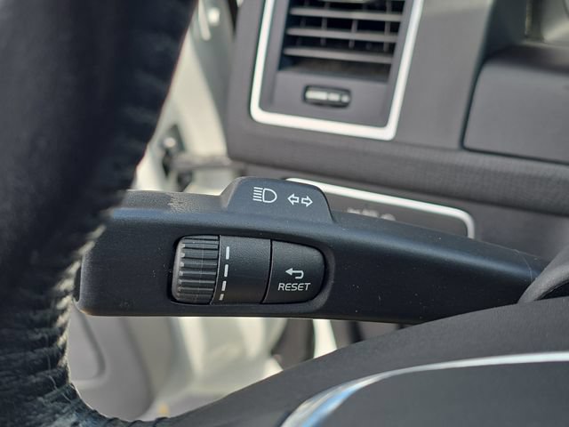 Used 2016 Volvo XC60 T6 w/ Protection Package AWD/4WD image 14