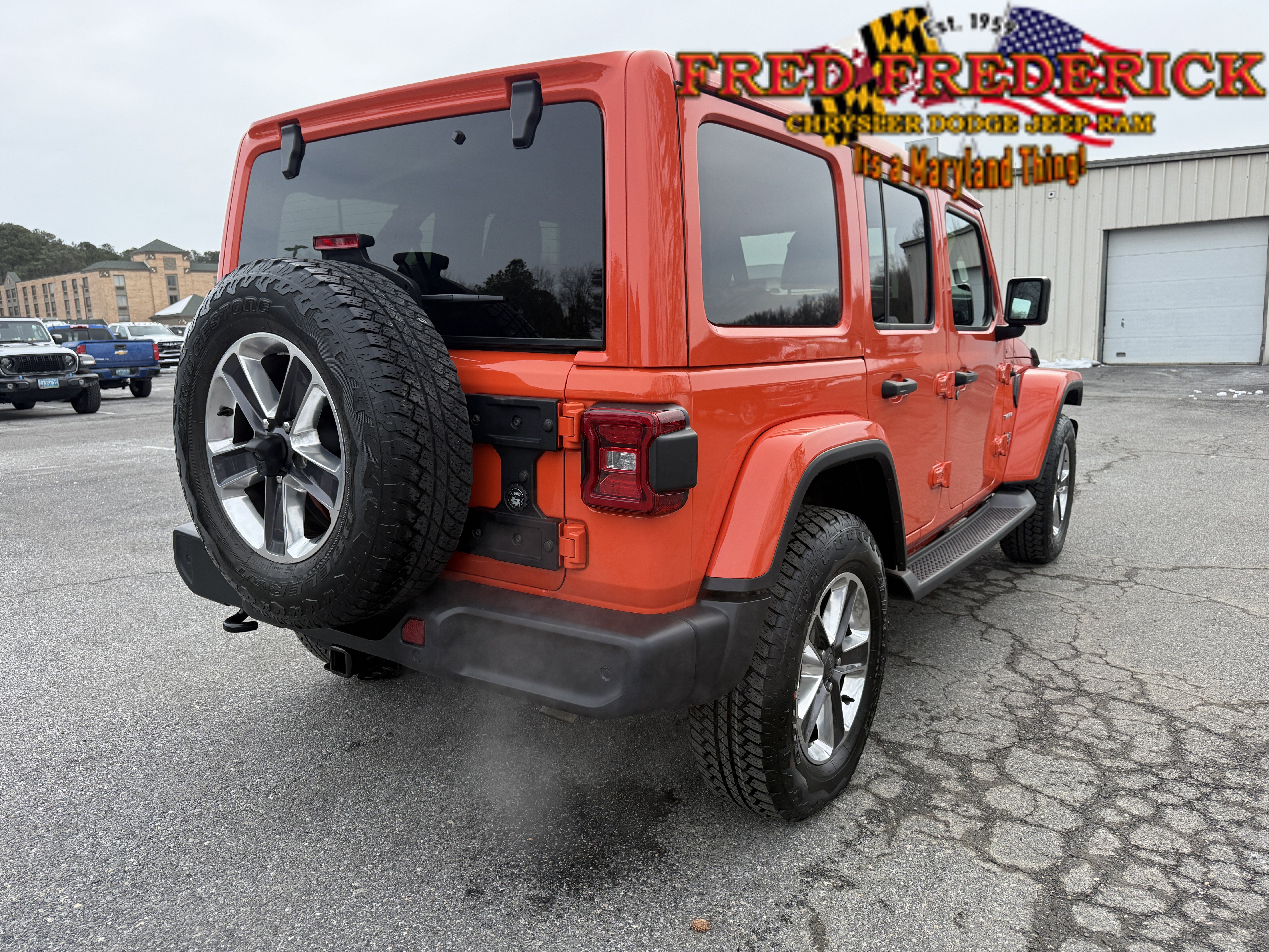 Used 2019 Jeep Wrangler Unlimited Sahara image 9