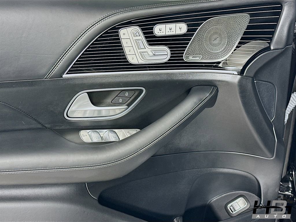 Used 2023 Mercedes-Benz Maybach GLS 600 4MATIC image 14