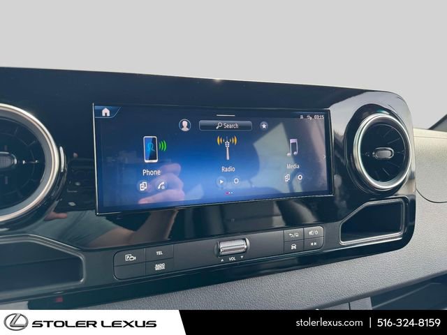 Used 2025 Mercedes-Benz Sprinter 2500 image 33