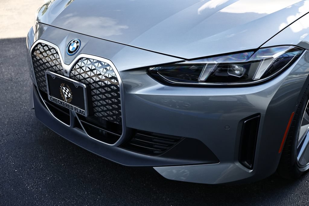 Used 2025 BMW i4 xDrive40i w/ Premium Package AWD/4WD image 12