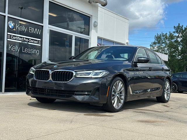Used 2023 BMW 530i xDrive w/ Premium Package AWD/4WD image 3