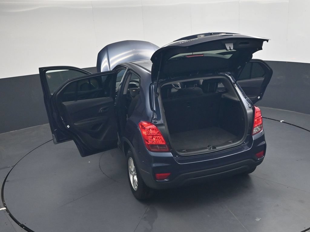 Used 2019 Chevrolet Trax LS w/ Tint and Cruise Package AWD/4WD image 50