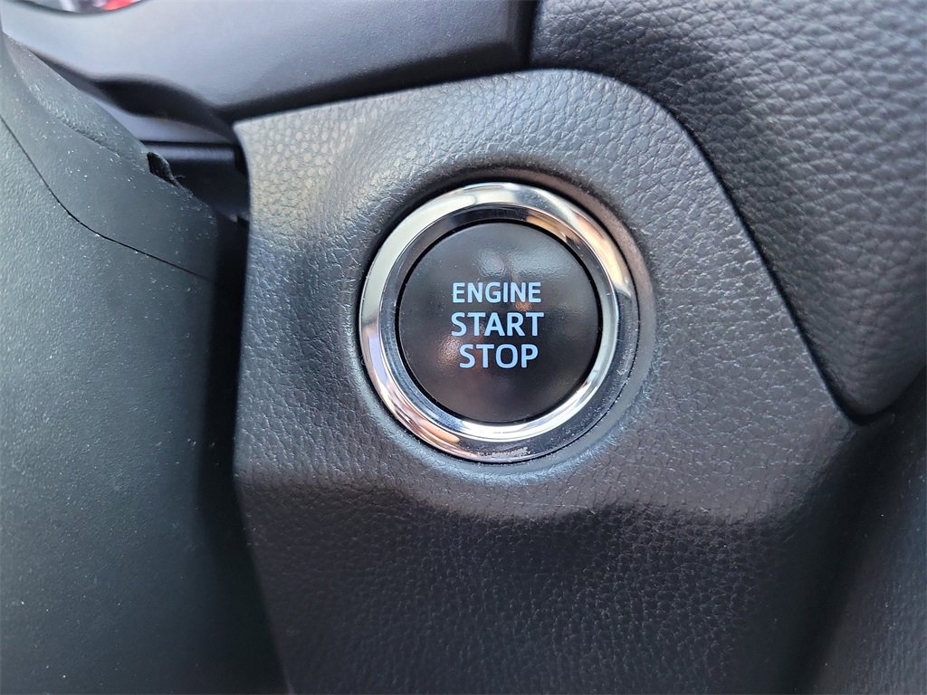 Used 2019 Toyota RAV4 XLE image 35