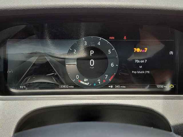 Used 2025 Land Rover Range Rover Velar Dynamic SE image 23