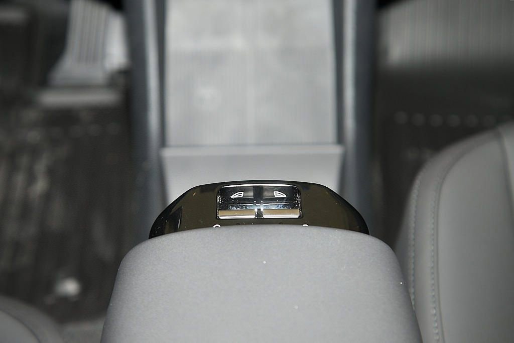New 2026 Volvo EX30 Plus w/ Climate Package image 20