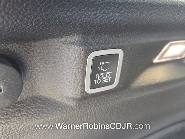 New 2026 Jeep Grand Cherokee L Limited RWD image 14