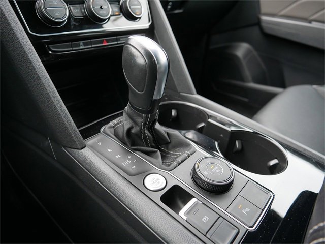 Certified 2023 Volkswagen Atlas Cross Sport SE image 31