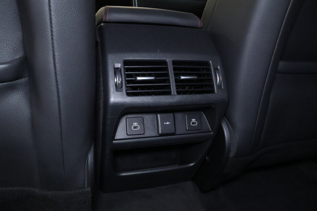 Used 2022 Land Rover Discovery Sport S R-Dynamic AWD/4WD image 18