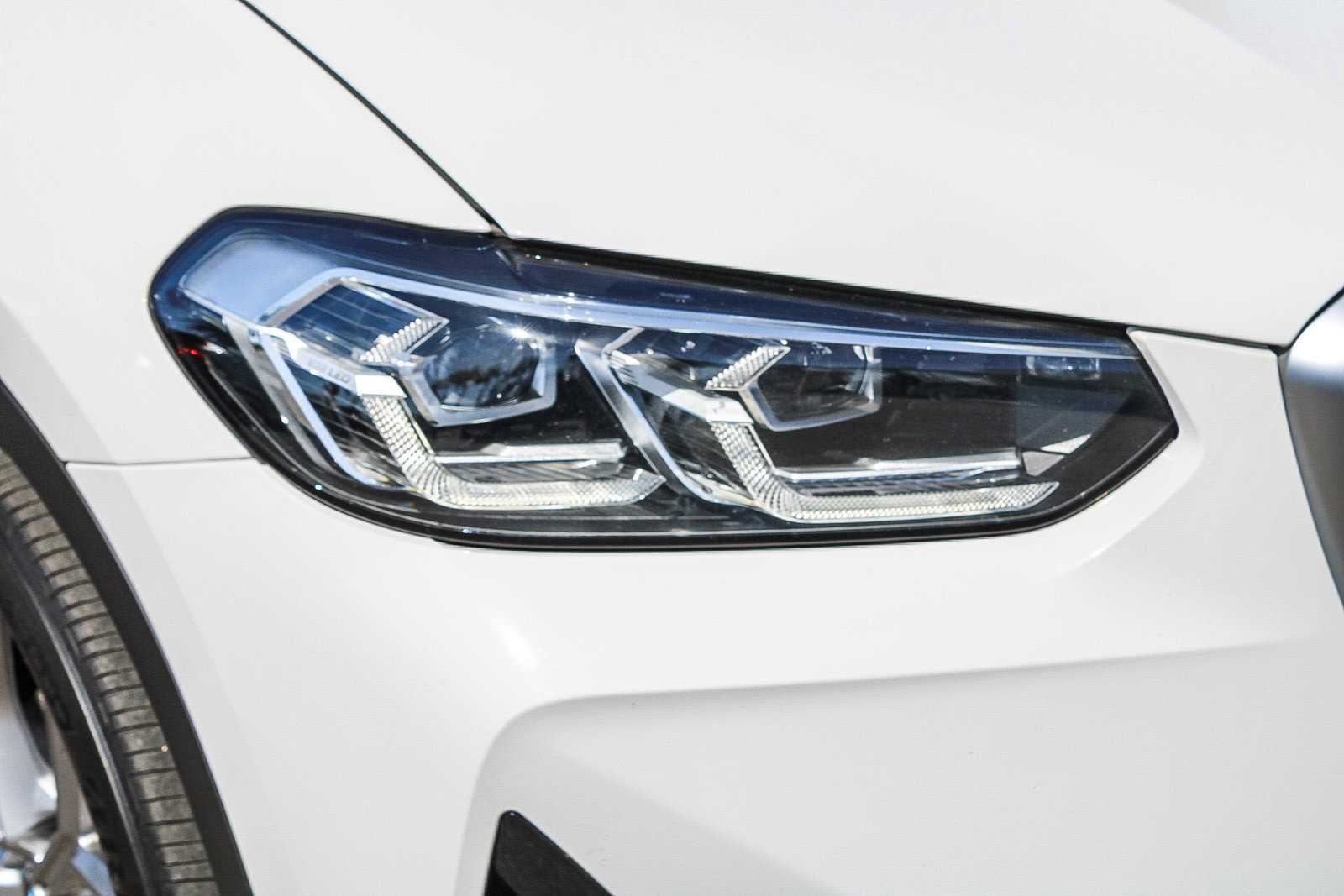 Used 2023 BMW X3 sDrive30i w/ Convenience Package image 8